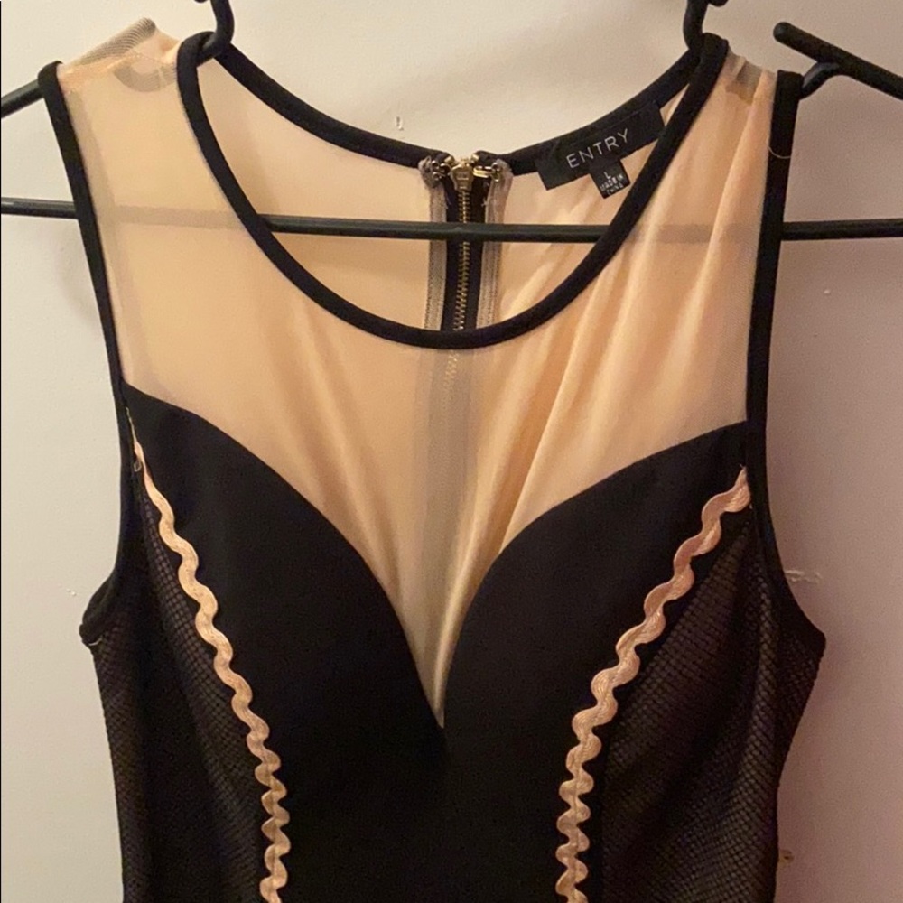 Entry dress
